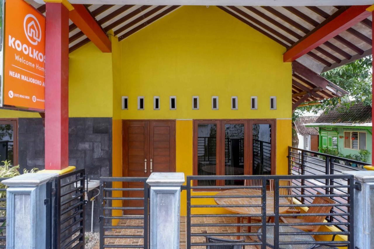 Koolkost Syariah Near Malioboro Area Hostel ยอกยาการ์ตา ภายนอก รูปภาพ