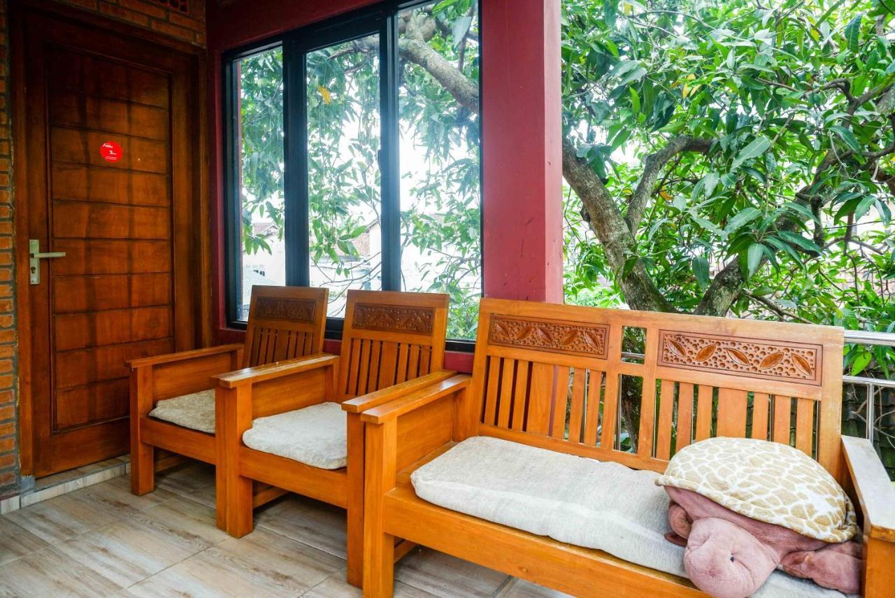 Koolkost Syariah Near Malioboro Area Hostel ยอกยาการ์ตา ภายนอก รูปภาพ